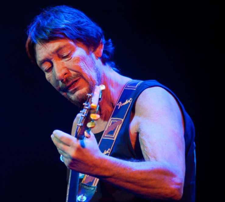 Помер легендарний британський співак і гітарист Кріс Рі